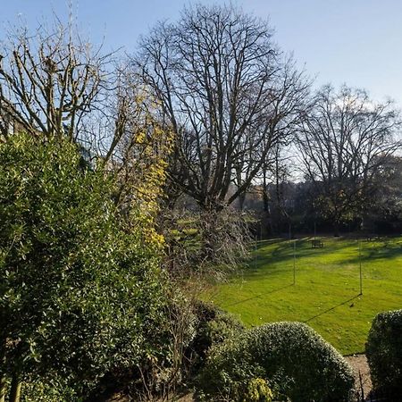 Elegant Earl'S Court 2 Bedroom Flat Just 4 Minutes From Tube Лондон Екстериор снимка